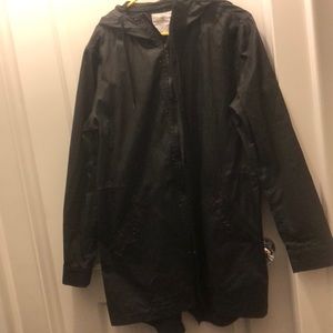 Black Windbreaker/Raincoat long fit
